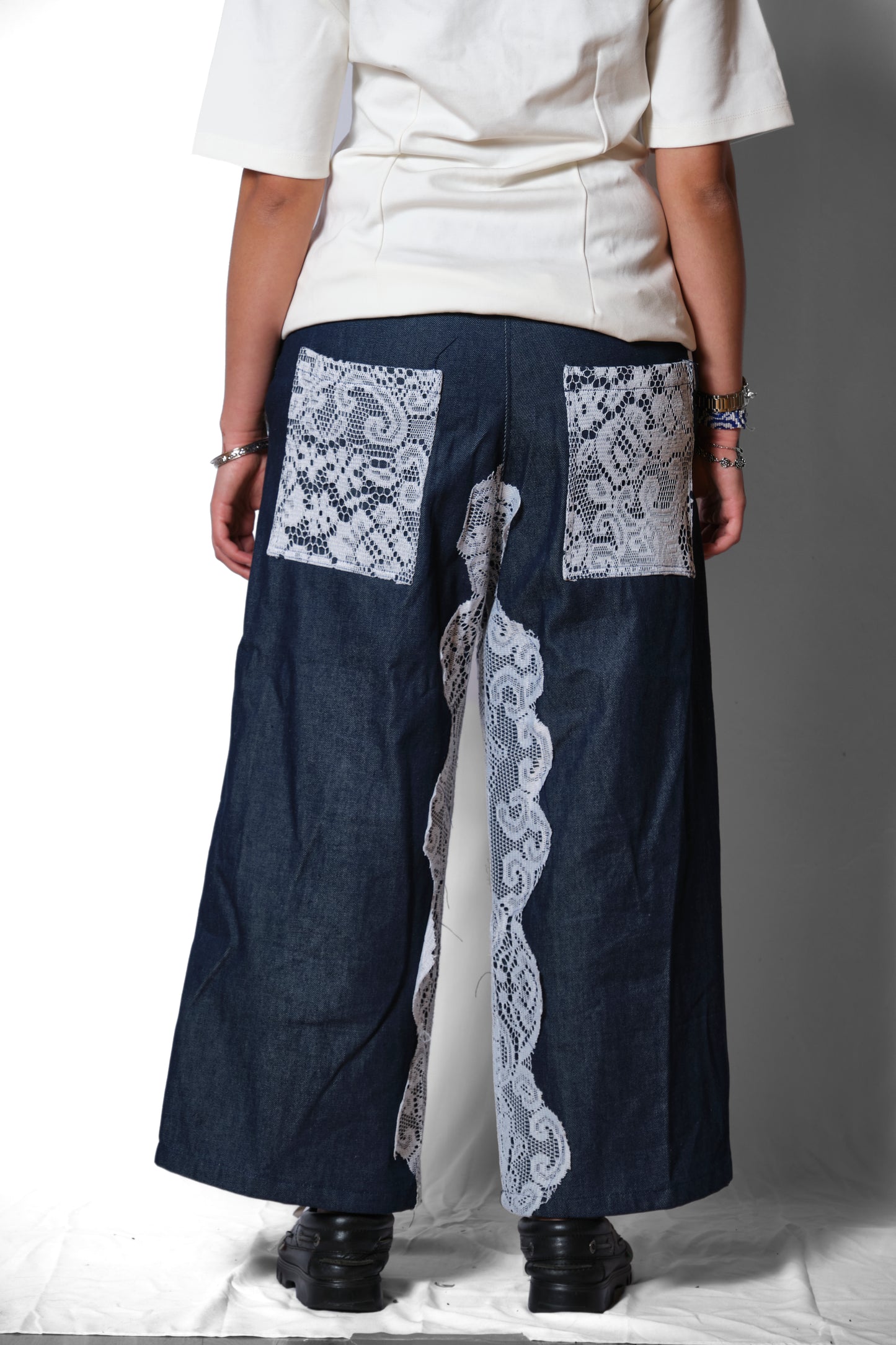 LACE DARTED INDIGO DENIM JEANS