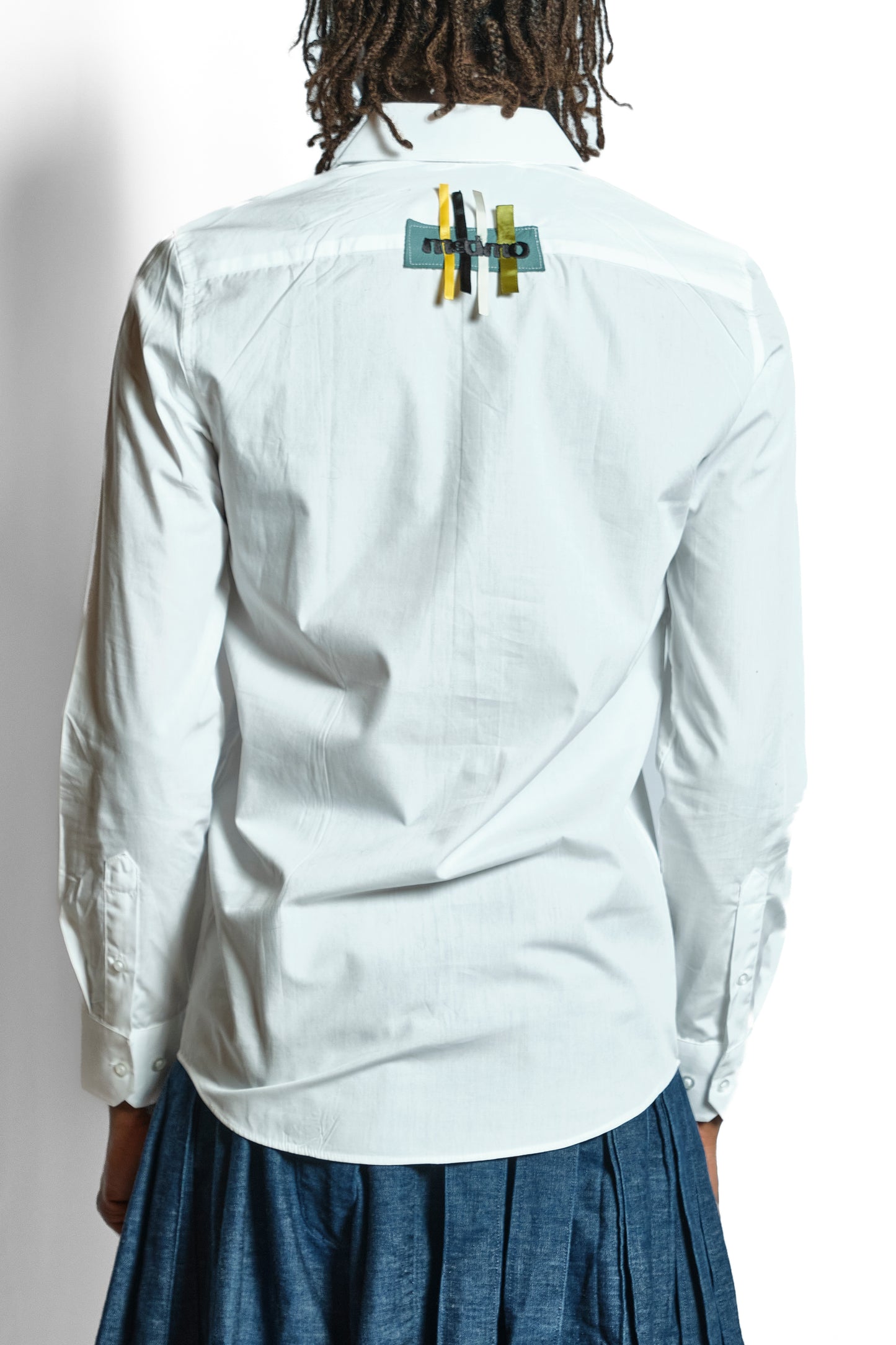 MEDMO FLOWERS BUTTON UP SHIRT