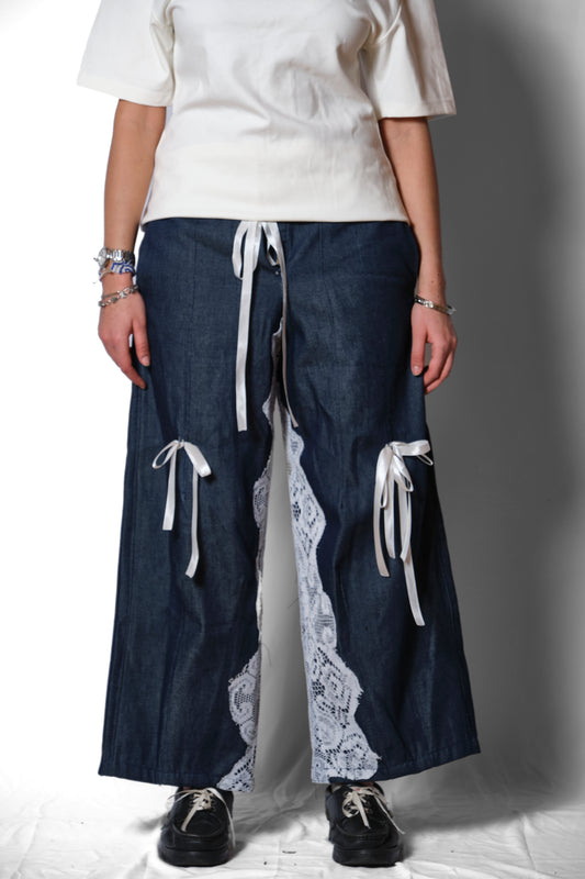 LACE DARTED INDIGO DENIM JEANS