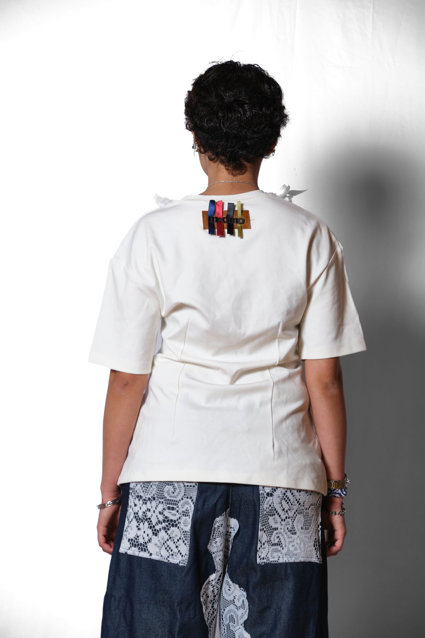 RIBBON COLLAR TSHIRT