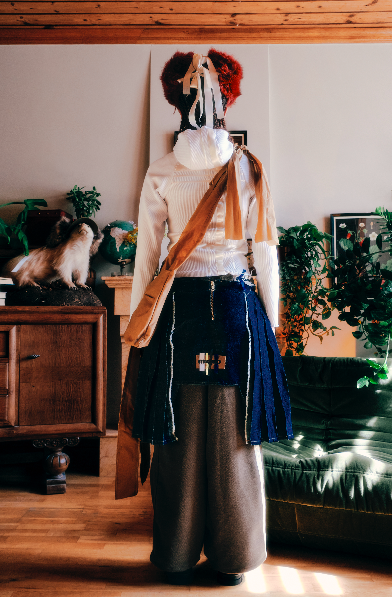 'LATE' DENIM APRON PLEATED SKIRT