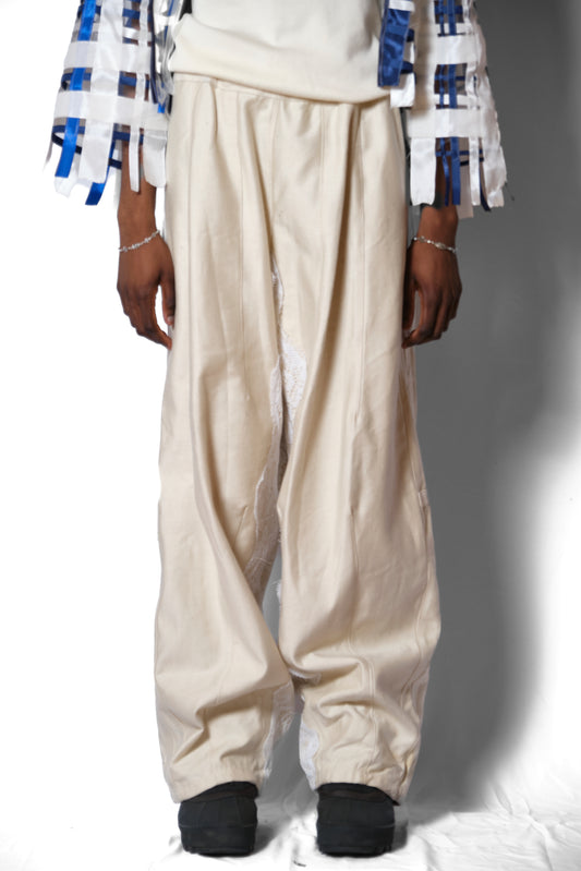 LACE DARTED CANVAS JEANS