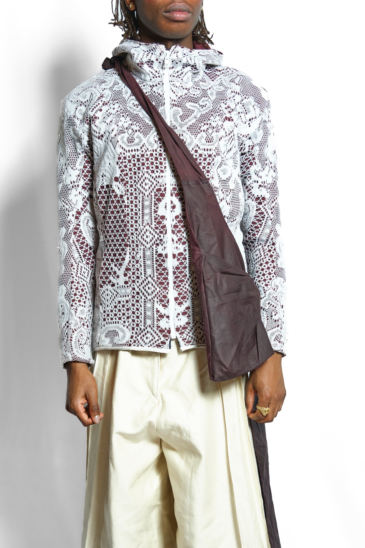 'LATE COMER' BOW SLING BAG - RED